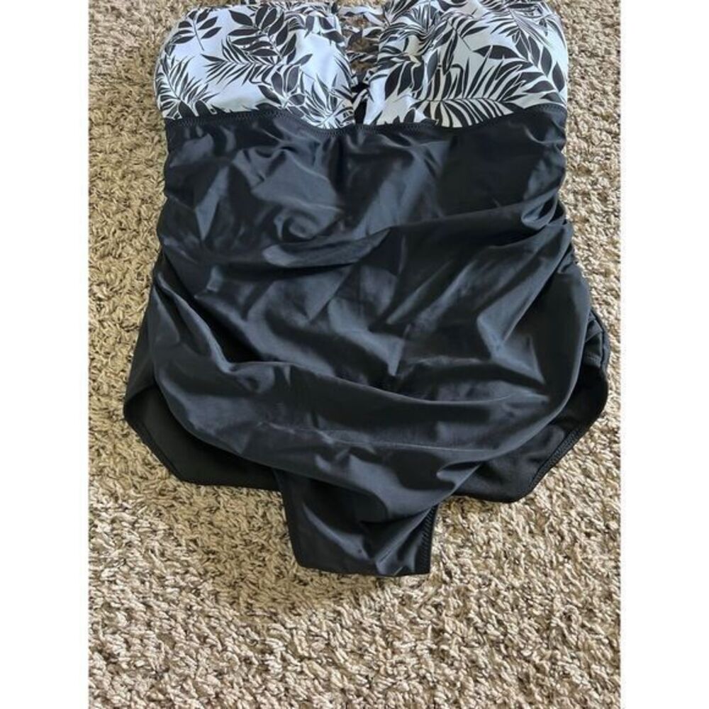 one piece bathing suit size 16W - Picture 3 of 8